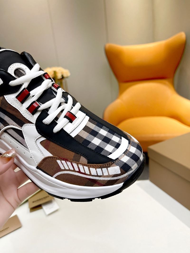 Burberry Low Shoes